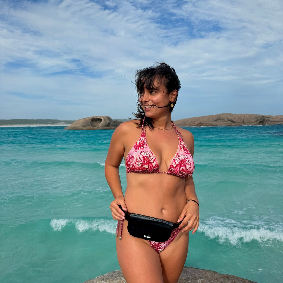 Waterproof Phone Dry Bag Pouch, for Swimming, Diving, Kayaking, Snorkeling, Festivals| Keep Phone Safe from Water & Sand | Summer Essential Waterproof Phone Dry Bag Pouch, for Swimming, Diving, Kayaking, Snorkeling, Festivals| Keep Phone Safe from Water & Sand | Summer Essential