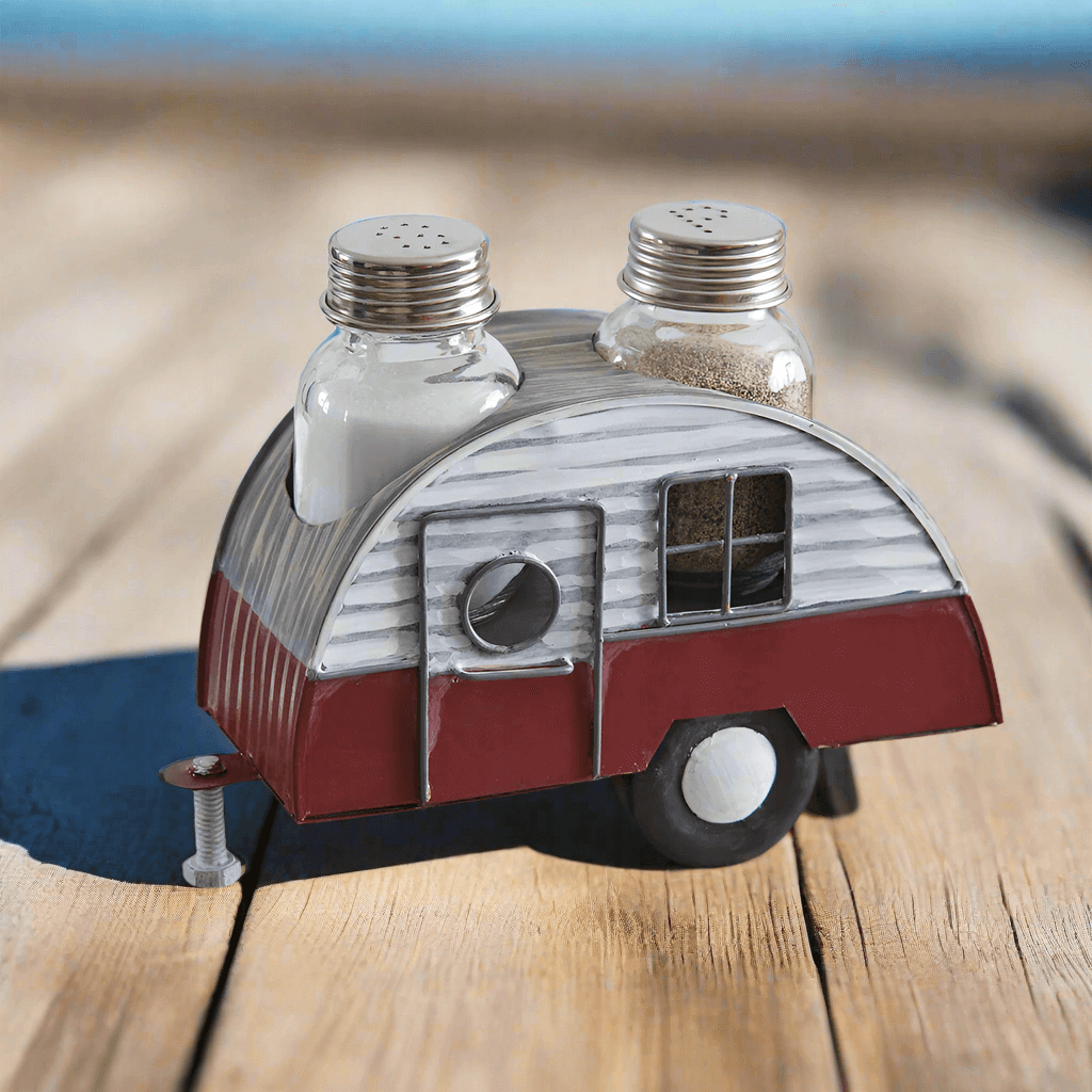 Vintage Camper Caddy with Salt and Pepper Shakers Vintage Camper Caddy with Salt and Pepper Shakers