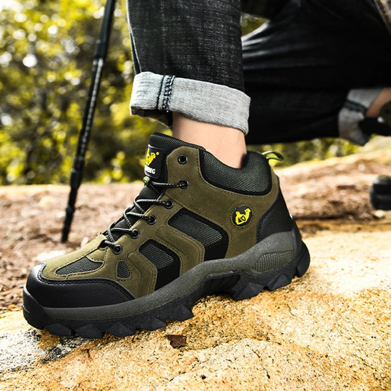 CHRLCK Men’s Winter High-Top Outdoor Shoes Wear-resistant Warm Warm Lock Shoes