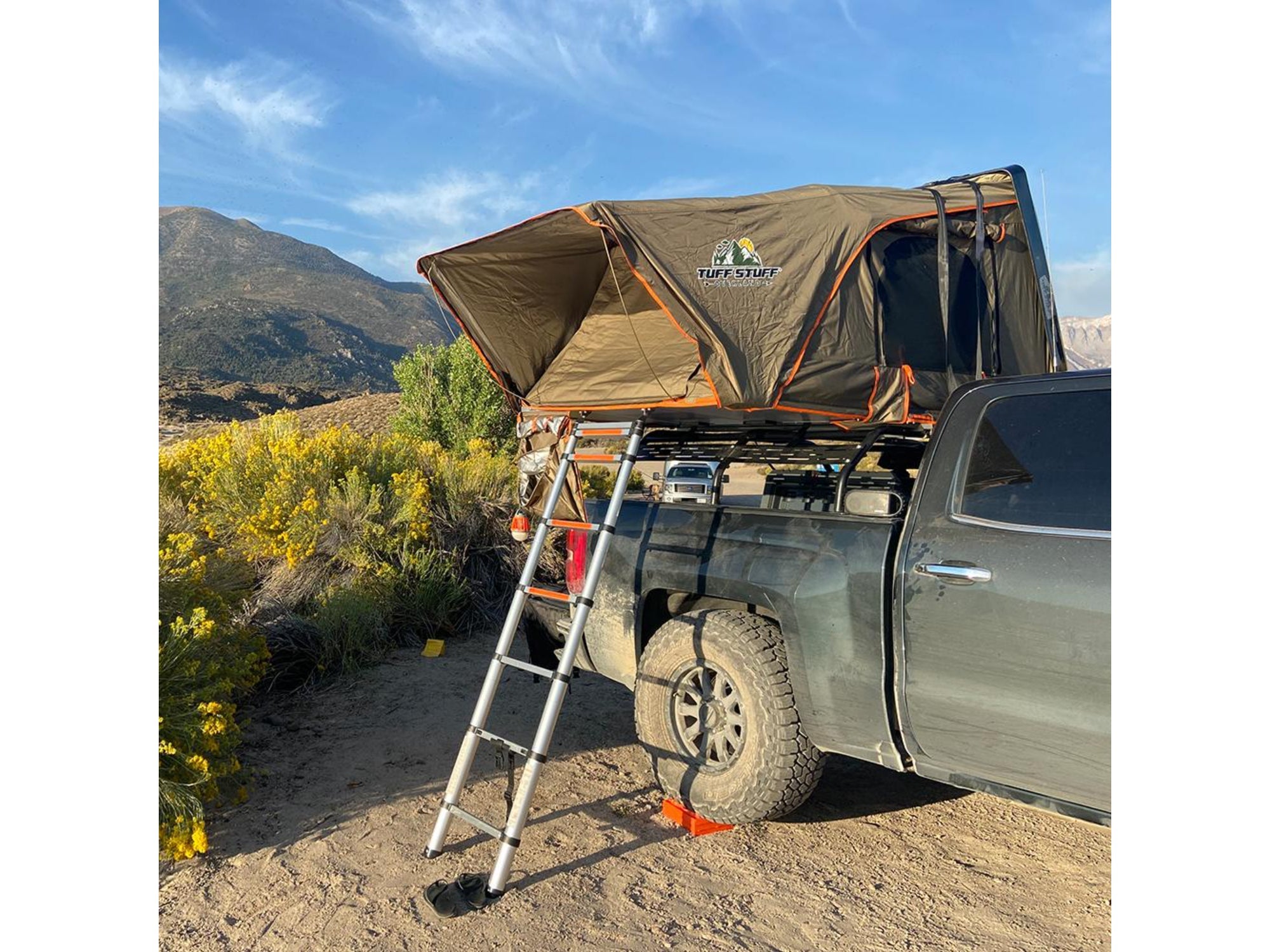 Tuff Stuff Alpha II 2-Person Hard-Shell Rooftop Tent